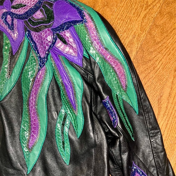 EREZ Vintage 1980’s Flaming Iris Leather jacket with snakeskin and beaded detail - Picture 8 of 10
